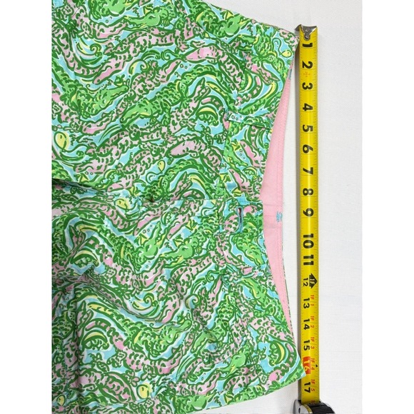 Lilly Pulitzer Callahan Crocodile Print Shorts Green Pink Women's 6 - Picture 11 of 16